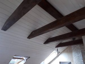 декоративная балка из дерева