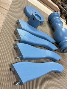 Опора для столу з дерева купити в Києві