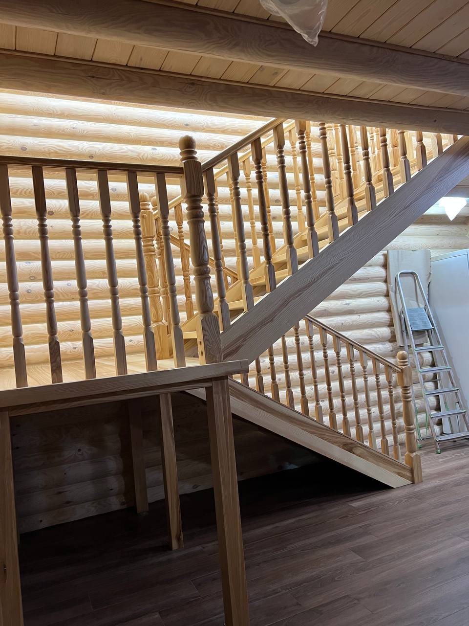 дерев'яні сходи купити Харків дерев'яні сходи купити Харків